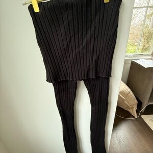 Black Ribbed Leggings